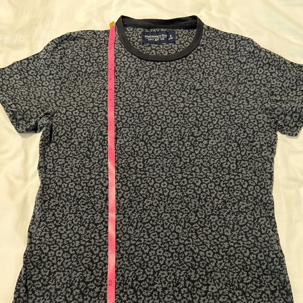 Men's Abercrombie & Fitch, Soft Tee, Small